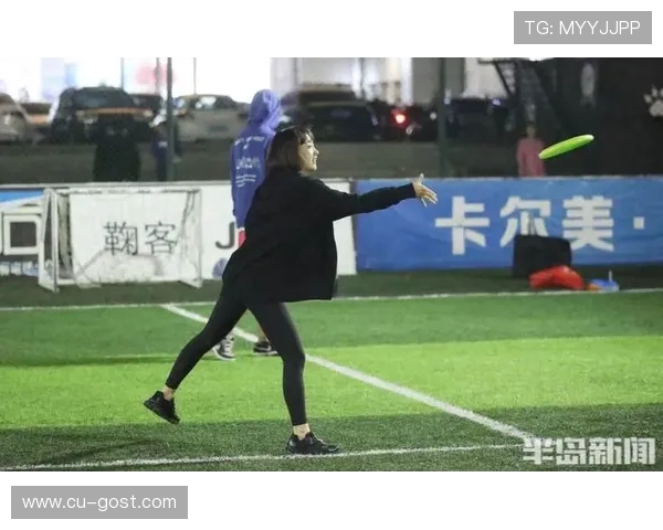 广州飞盘队配合创新引发热议推动运动新风潮