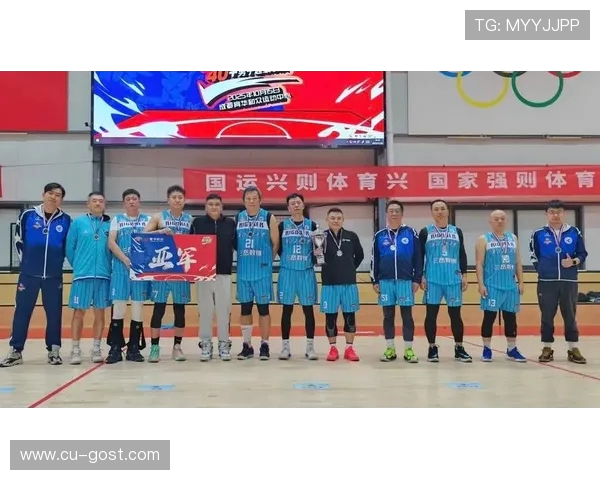 成都篮球队在最新状态排行榜中荣登第十名展现强劲实力与潜力